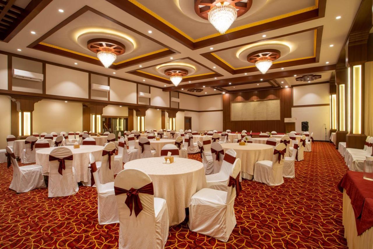 Siddhartha Boutique Hotel, Boudha Катманду Екстериор снимка
